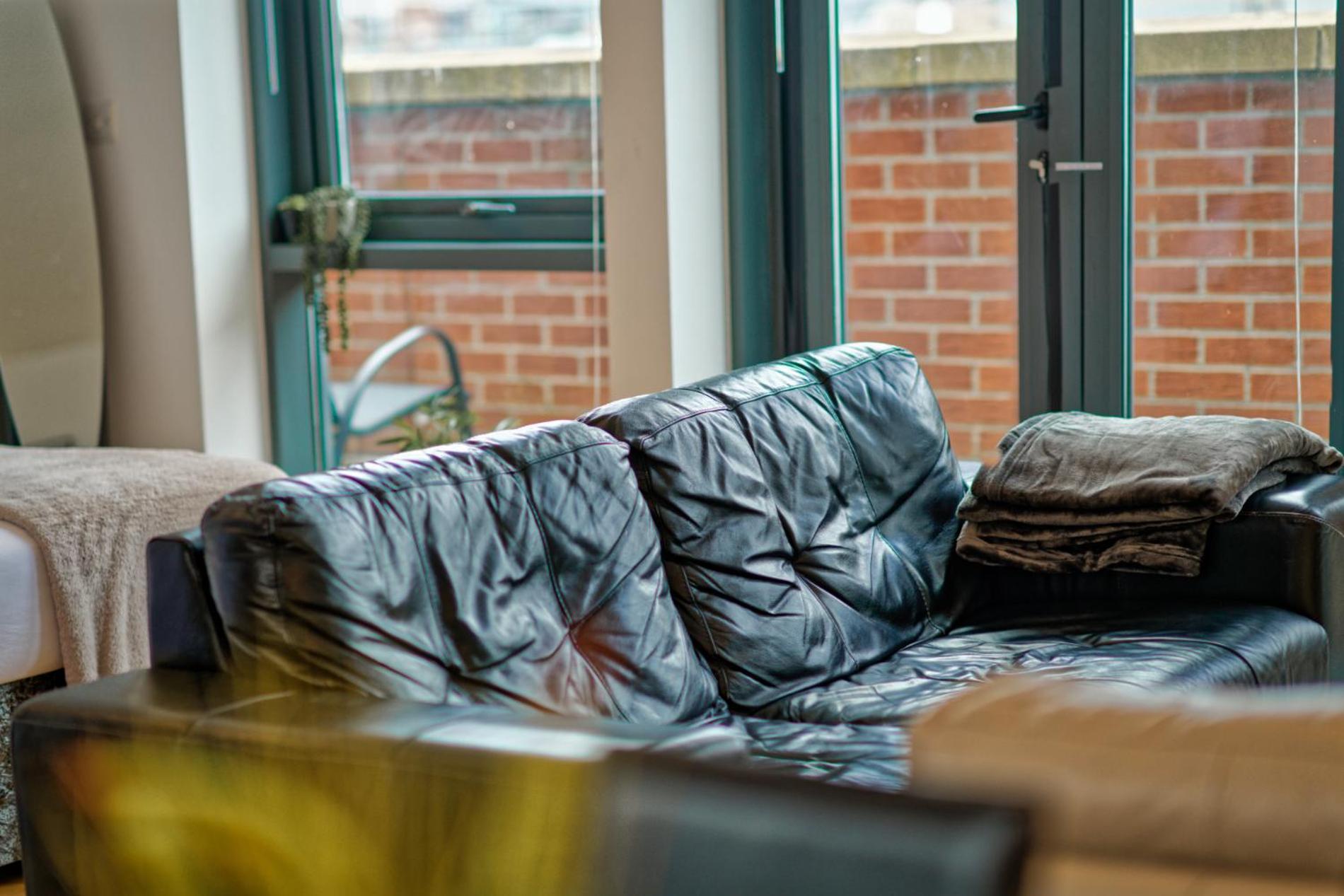 Sidemersey Livings- Convenient And Central 2-Bedroom Haven In L1 Liverpool Exterior photo