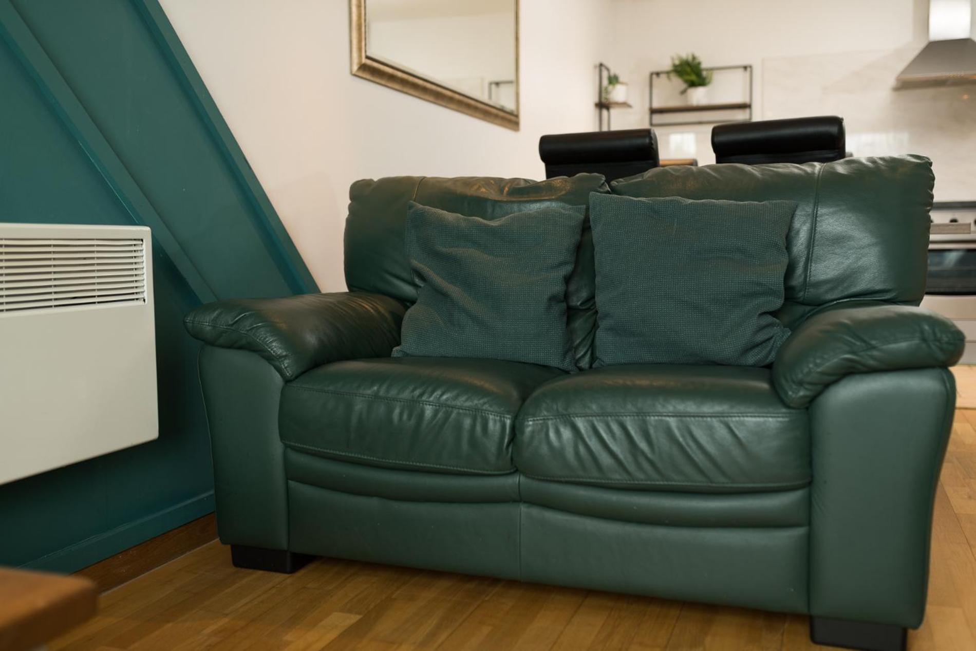 Sidemersey Livings- Convenient And Central 2-Bedroom Haven In L1 Liverpool Exterior photo