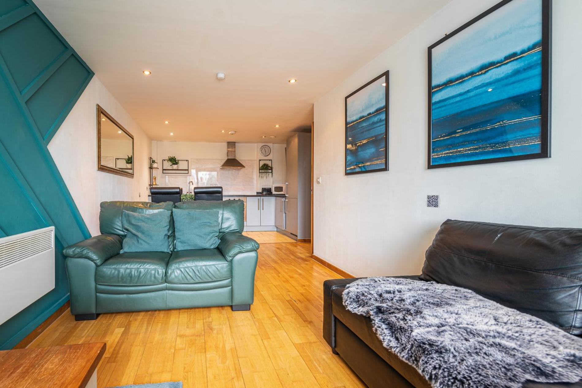 Sidemersey Livings- Convenient And Central 2-Bedroom Haven In L1 Liverpool Exterior photo
